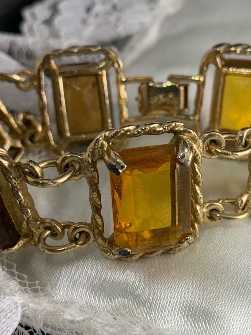 Vintage Sarah Coventry Wild Honey Amber and Topaz Glass Gold -Tone Bracelet